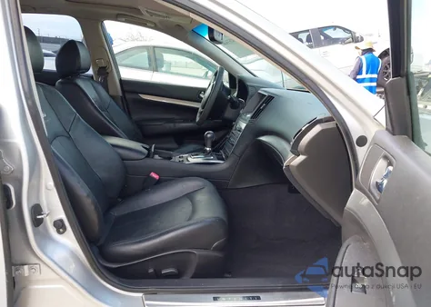 2013 Infiniti G37 Journey z USA, uszkodzony, nr VIN JN1CV6AP2DM724335